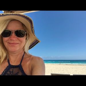 Meet your Posher, Cathy